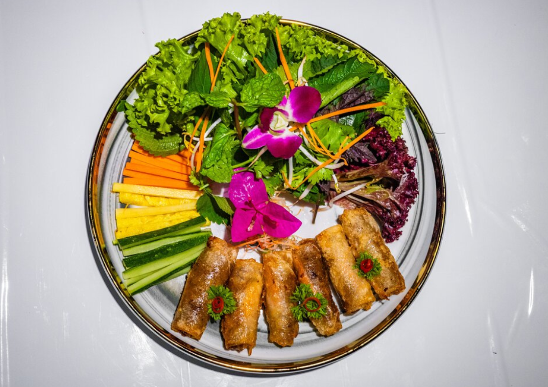 Vietnamese fried springrolls with Shrimp